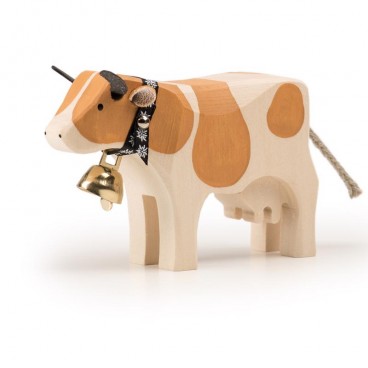 Trauffer Holzkuh stehend Simmental